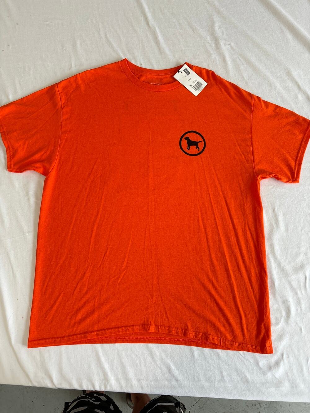 NWT Men’s Crown and Ivy “puppy dog” orange graphic T shirt size Large ships fast